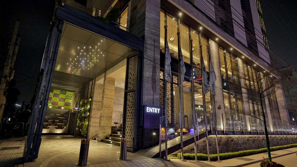 Best Western Plus Maya - Luxury Collection Hotel Dhaka Exterior photo